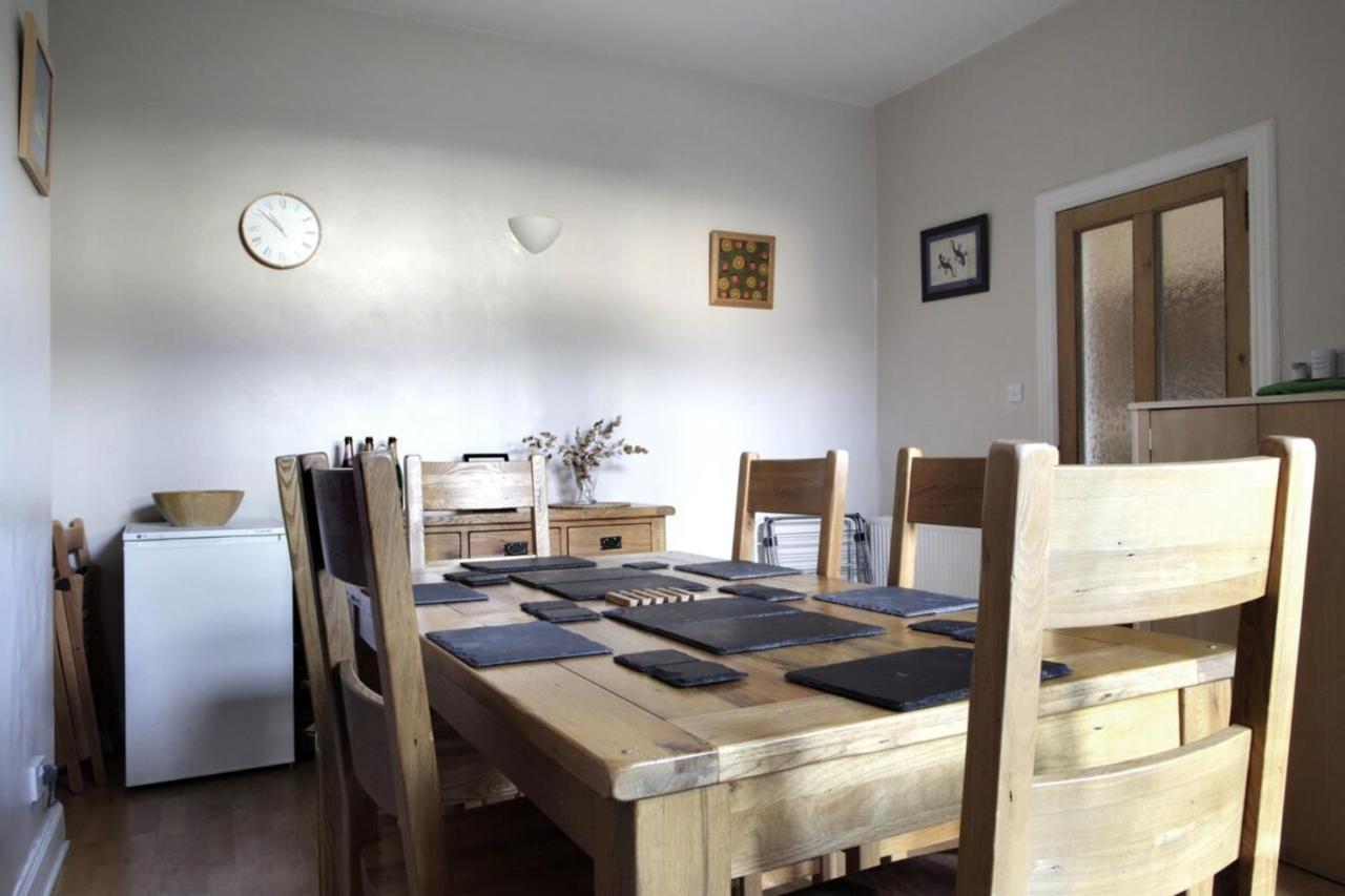 Central And Spacious 2 Bedroom Flat With Garden Edinburgh Exterior photo